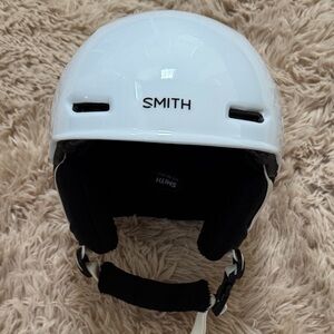 SMITH Zoom Jr Youth Small 48-53 cm Ski Helmet + goggles. Great condition.